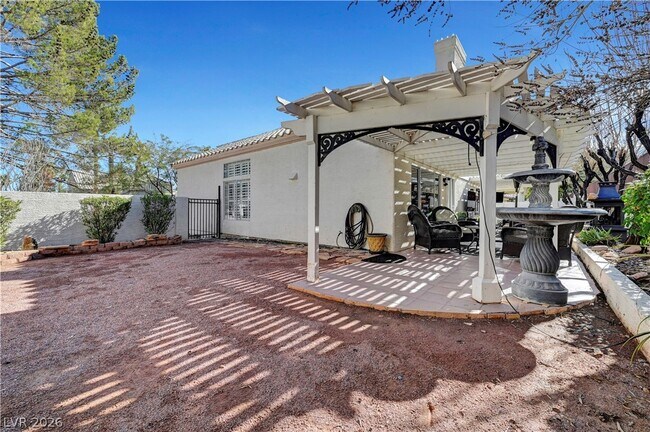 Building Photo - 1405 Sunblush Ln