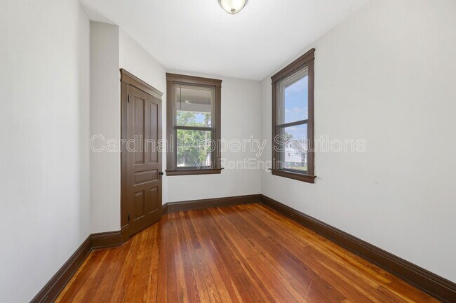 Building Photo - 4110 Bell St