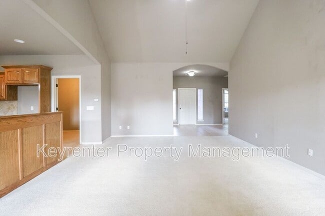 Building Photo - 4712 S 177th E Pl
