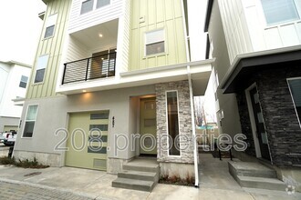 Building Photo - 487 E Violets Cv Ln