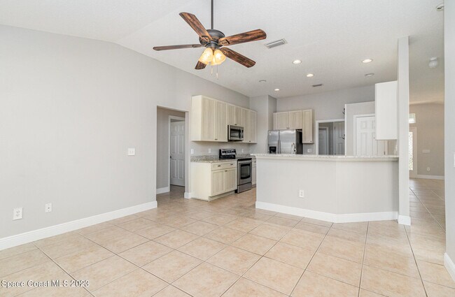 Building Photo - 1401 Morgan Ct