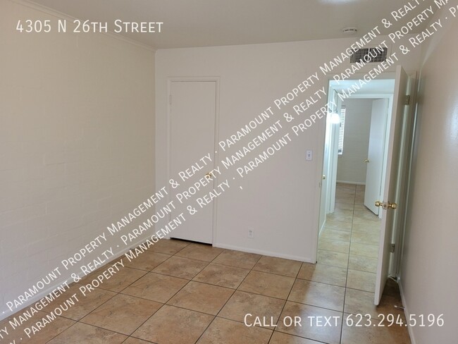 Building Photo - 4305 N 26th St