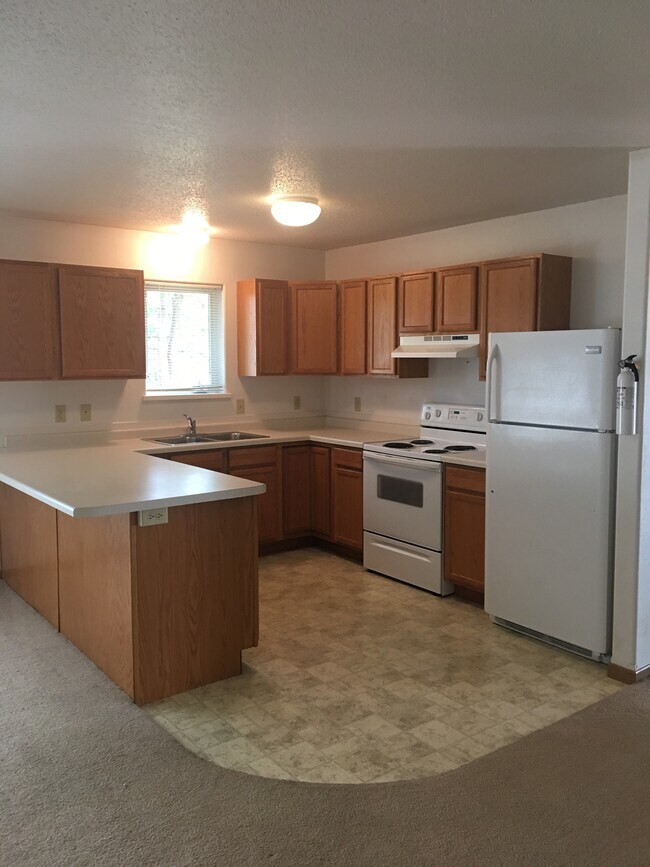 Kitchen - 723 22nd St NW
