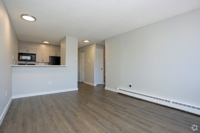 1BR, 1BA - 500 SF - Elm Grove