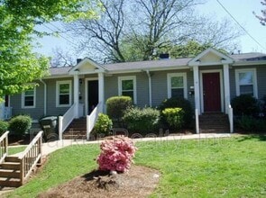 Building Photo - 1602 Pender St