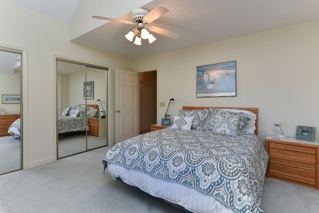 Building Photo - "Charming 2-Bed, 2-Bath Townhouse Retreat with 1,251 Sq Ft of Comfort in Wilmington!"