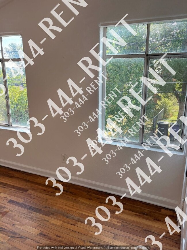 Building Photo - 10625