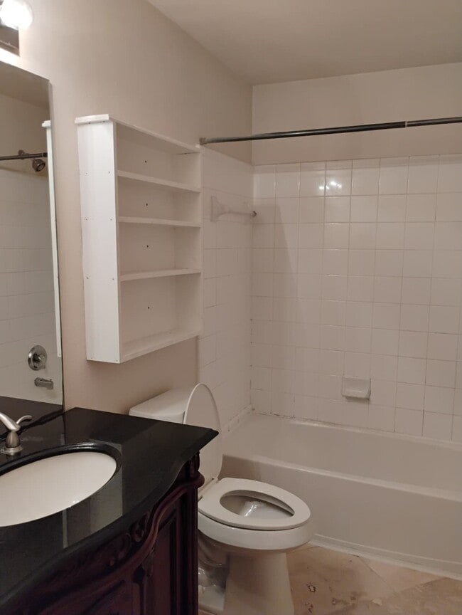 Building Photo - 17546 Heath Grove Ln