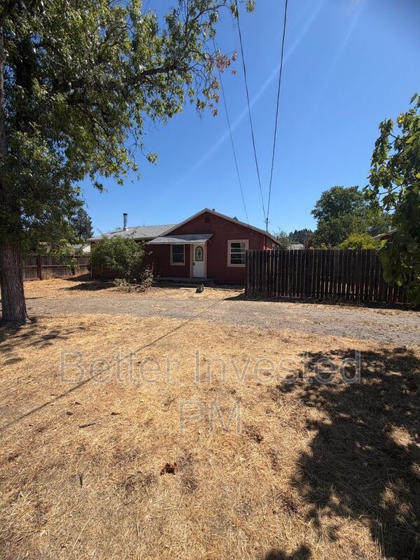 Building Photo - 3851 Eastside Calpella Rd