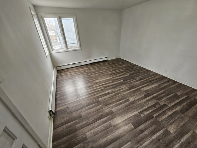 Building Photo - 3714 E 50th St