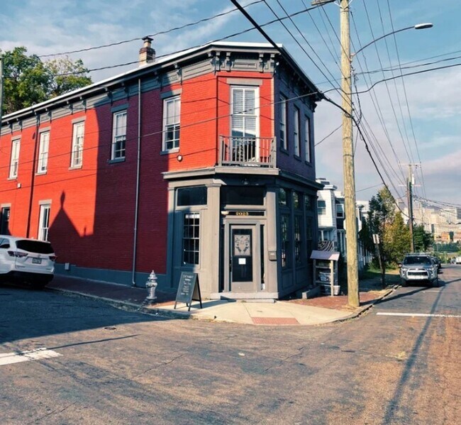 Building Photo - 805 N 23rd St