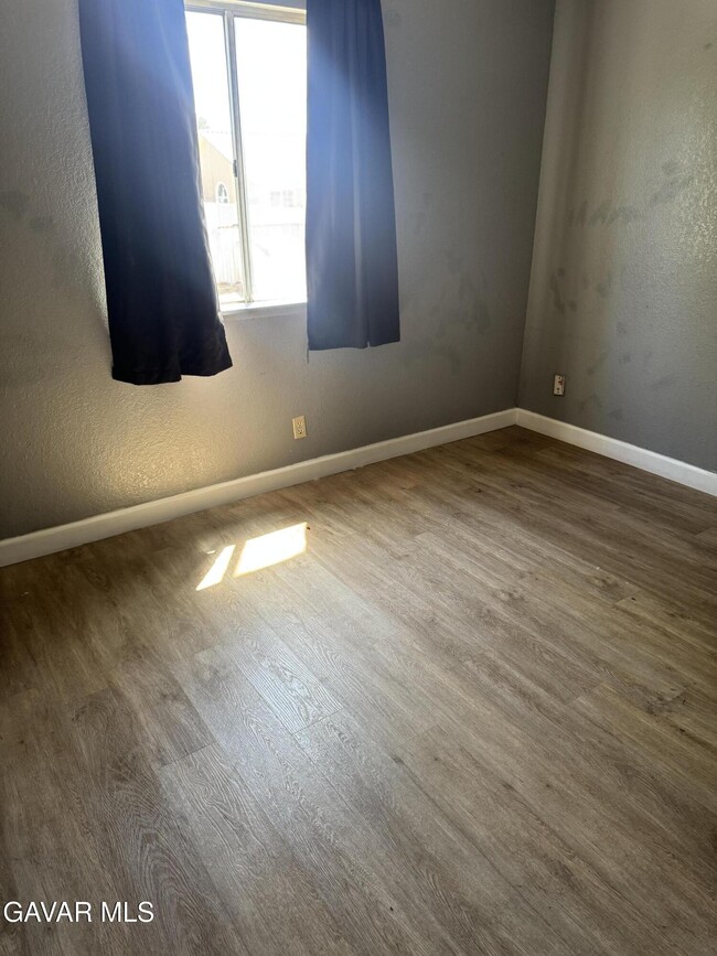 Building Photo - 5320 E Ave R 11