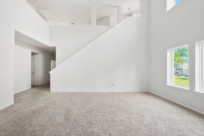 Building Photo - 7523 Parkview Dr