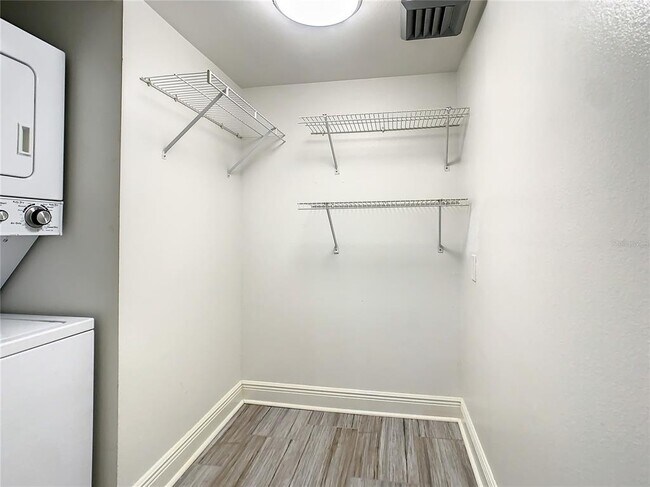 Building Photo - 2333 Feather Sound Dr