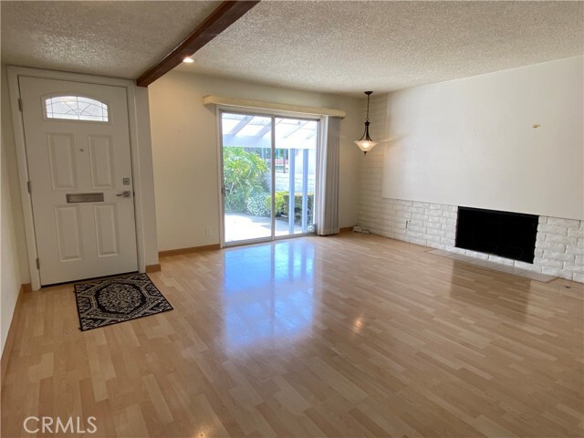Building Photo - 1555 W 187th St