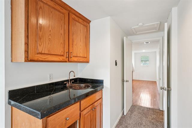 Building Photo - 4016 Willow Ridge Dr