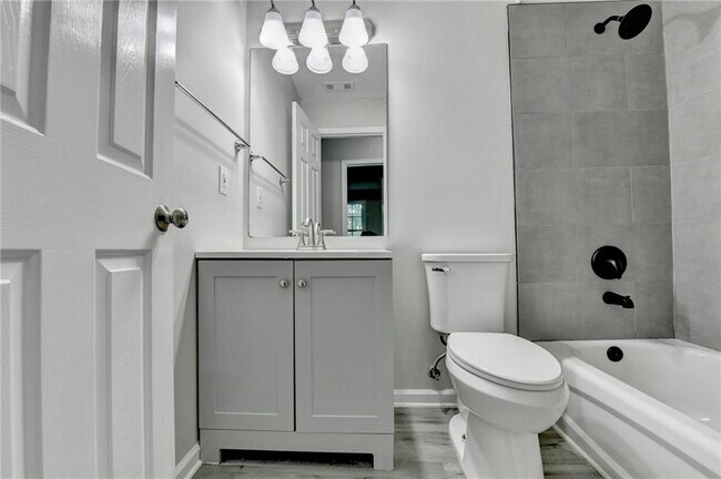 Building Photo - 3415 Oxwell Dr NW