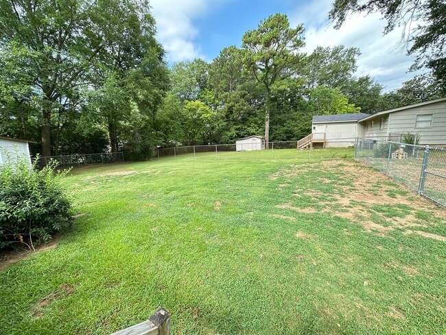 Building Photo - Home for rent in Springville