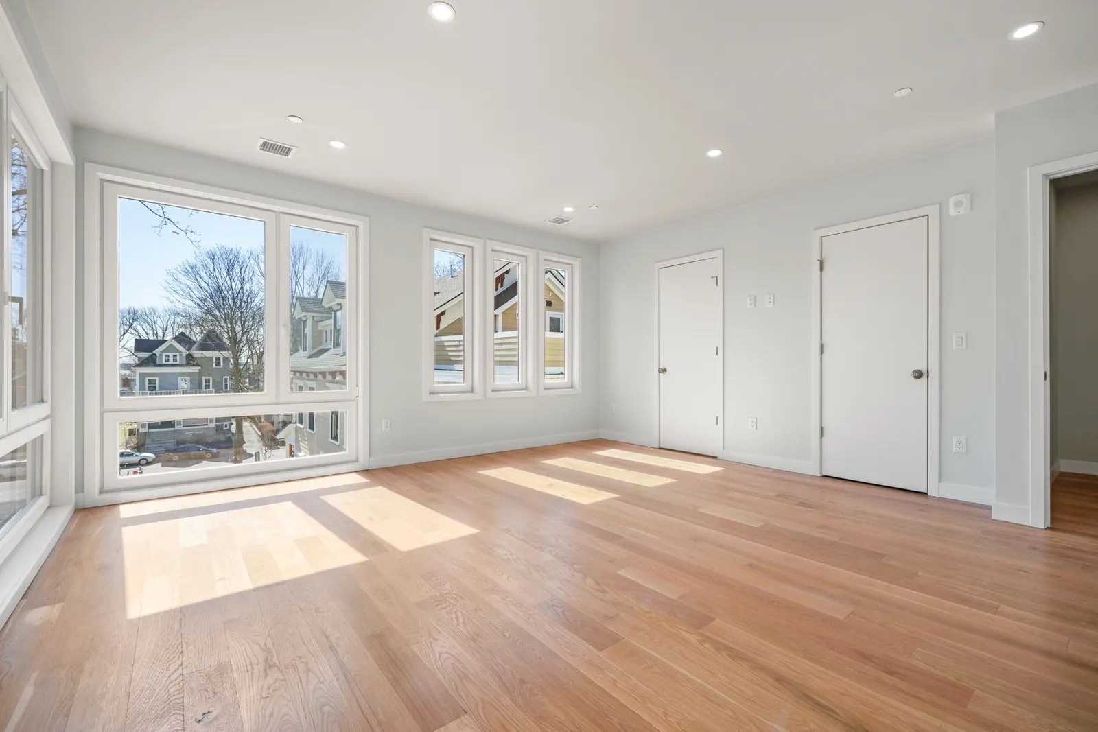 Building Photo - 147 Grampian Way