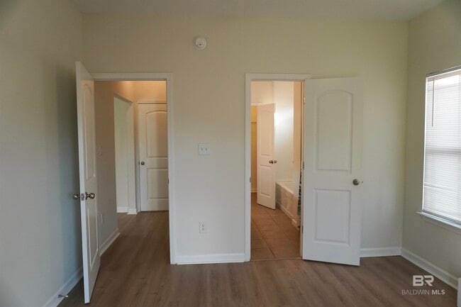 Building Photo - 17349 Lewis Smith Dr