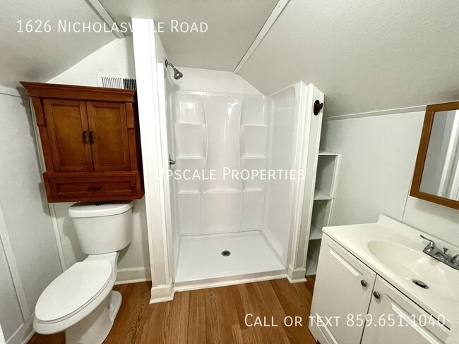 Building Photo - 1626 Nicholasville Rd