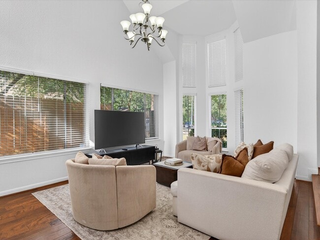 Building Photo - 1676 Beaconshire