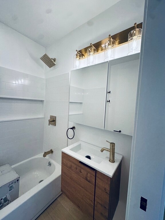 Building Photo - 280 Endicott Ave