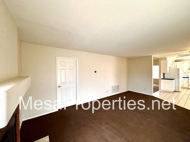 Building Photo - 15261 San Jose Dr