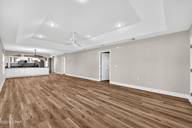 Building Photo - 114 Lakeridge Dr