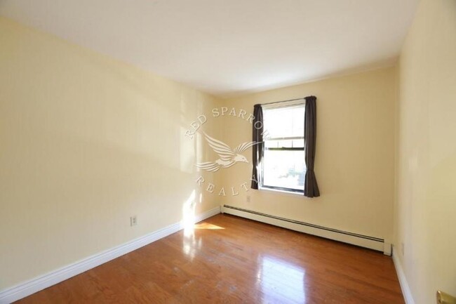 Building Photo - 3 bedroom in NEW YORK NY 10029