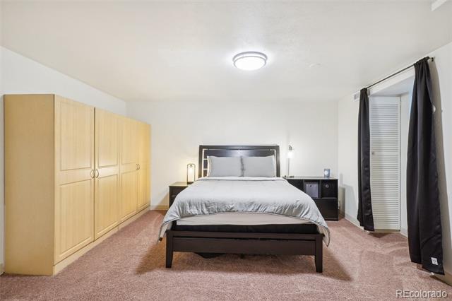 Building Photo - 16921 E Progress Cir N