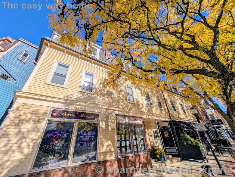 Building Photo - 37 Davis Square