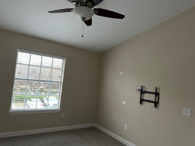 Building Photo - Living with style and comfort in Altamonte...