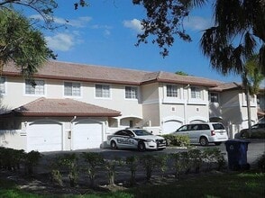 Building Photo - 8985 NW 38th Dr