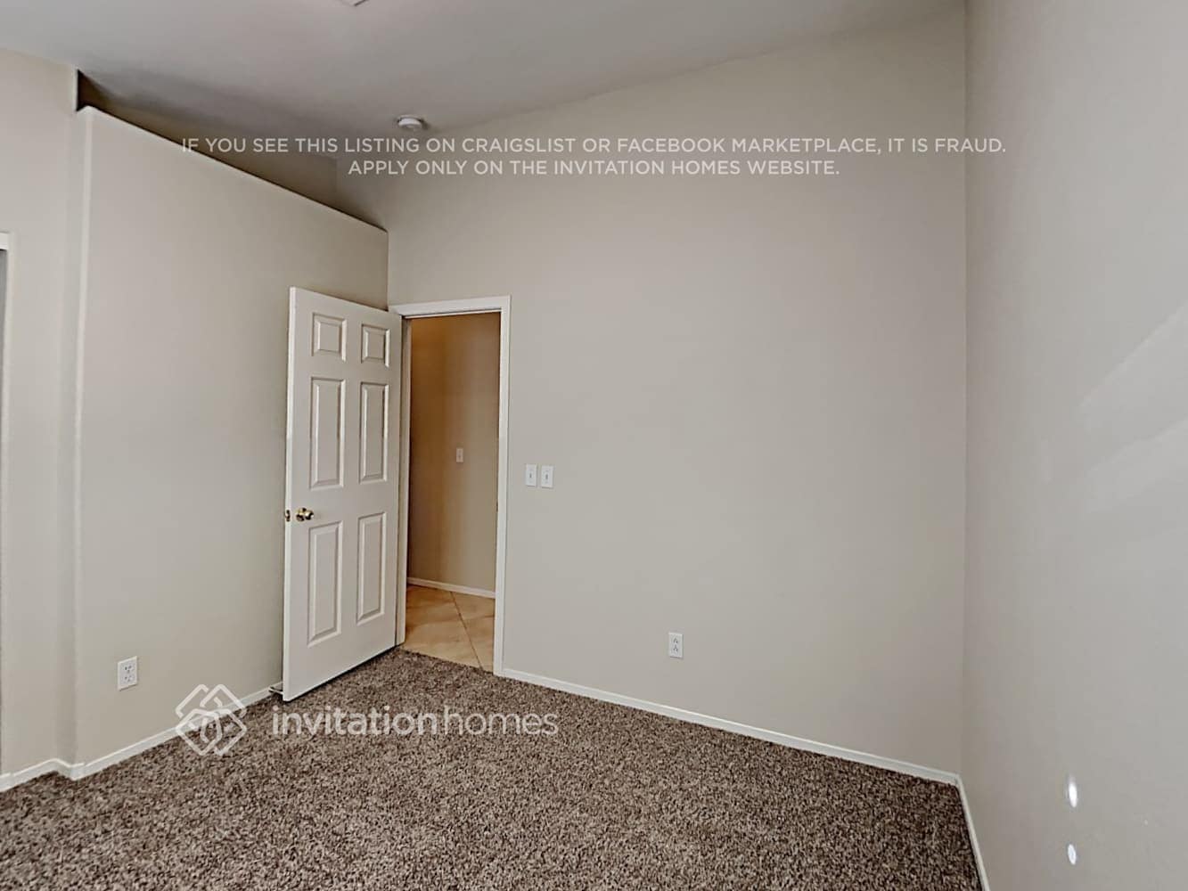 Building Photo - 7120 Desert Clover Ct