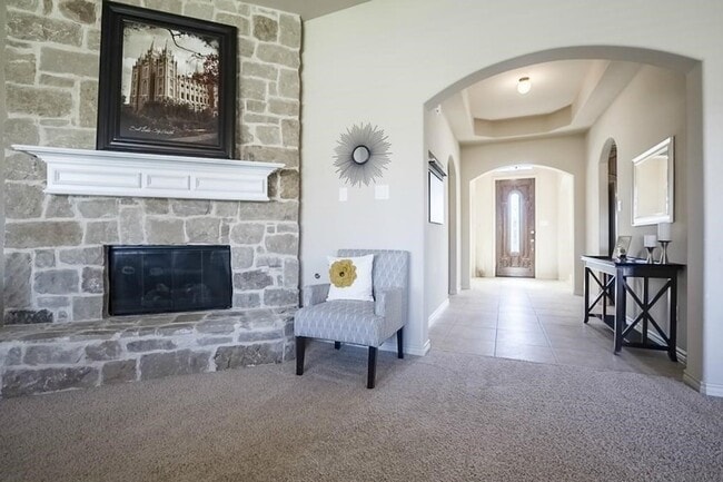Building Photo - 4820 Tuscany Ln