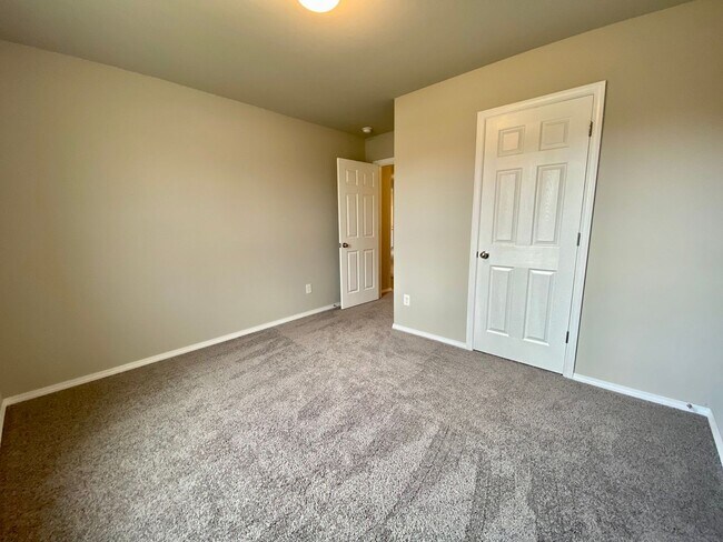 Building Photo - Wonderful 3 bed 2 bath in SW OKC