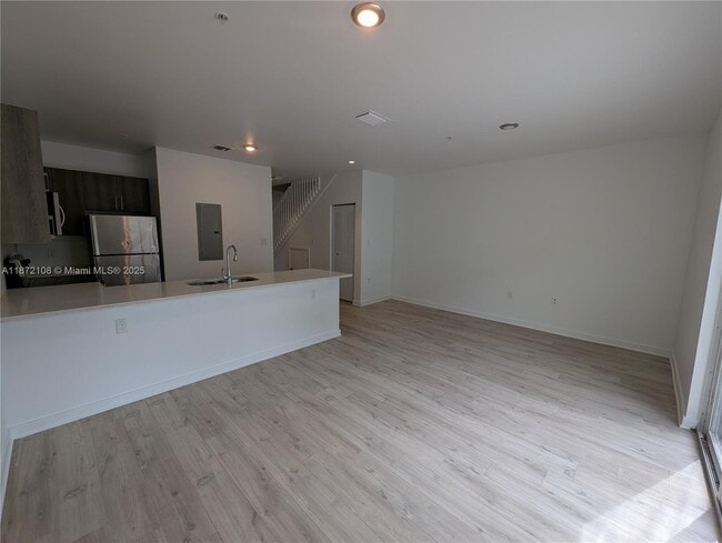 Building Photo - 170 NW 158th St