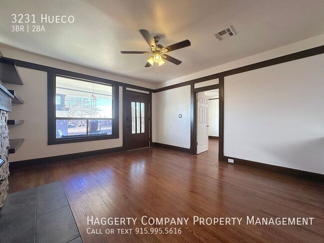 Building Photo - 3231 Hueco-