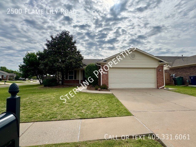 Building Photo - 2500 Flame Lily Rd