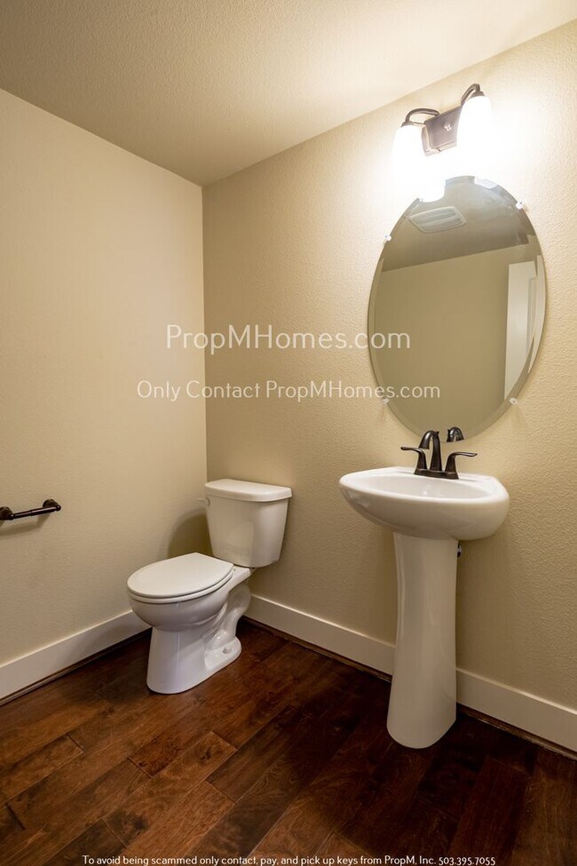 Building Photo - Four Bedrooms of Pure Bliss: Welcome to Yo...