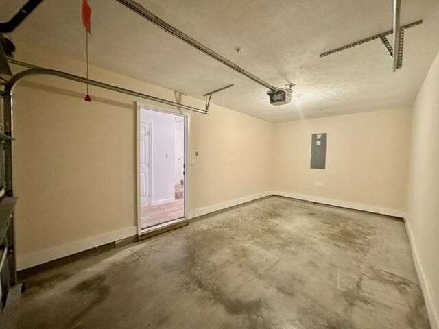 Building Photo - 209 Swaying Pine Ct