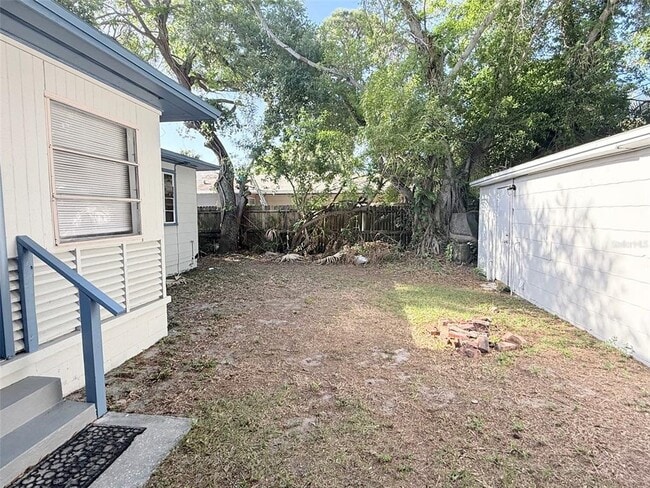 Building Photo - 2835 Dr. M.L.K. Jr St S