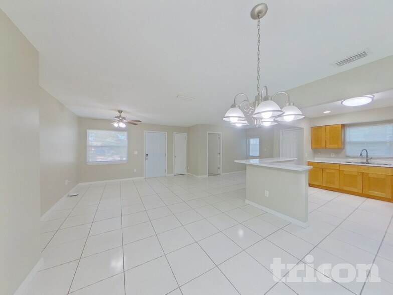 Building Photo - 111 Sheryl Lynn Dr