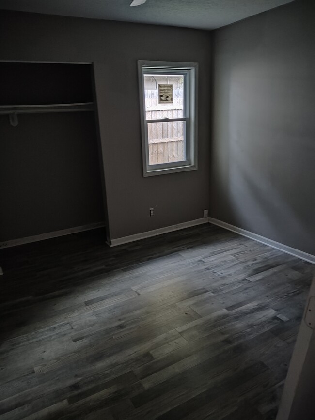 Building Photo - 3000 Woodland Ave