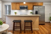 Building Photo - Bolivia St