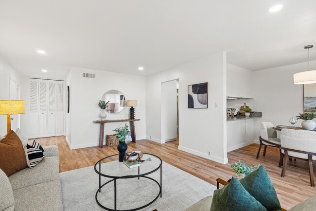 Building Photo - 203 Corte San Pablo