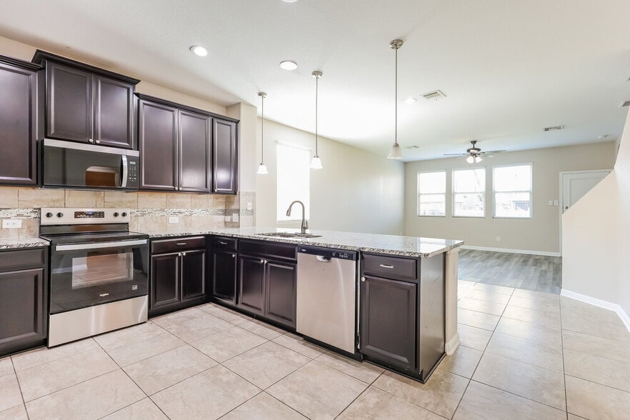 Building Photo - 9850 Red Iron Creek