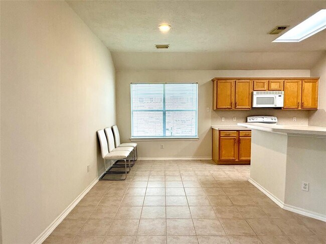 Building Photo - 5610 Gaffney Ln