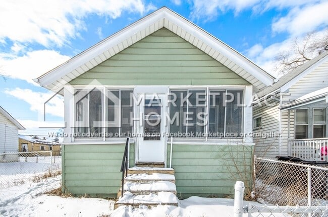 Primary Photo - 15751 Fairfield St